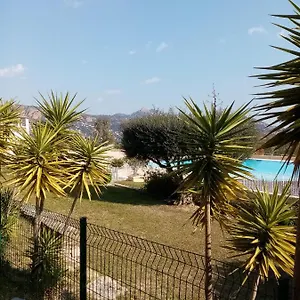 https://studio-4-pers-vue-mer.fr-provencehotel.com